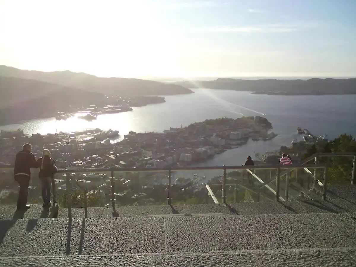 High Standard Spacious Apartment Near Bryggen Bergen